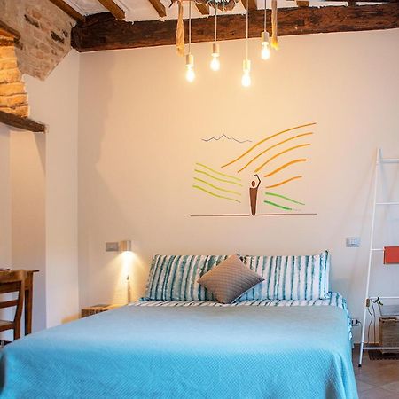 Il Giardino Sul Tetto B&B Guarene Buitenkant foto