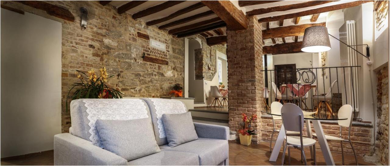 Il Giardino Sul Tetto B&B Guarene Buitenkant foto